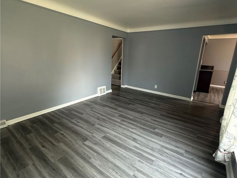 7715 Renwood Drive, Parma, OH 44129 Photo 7