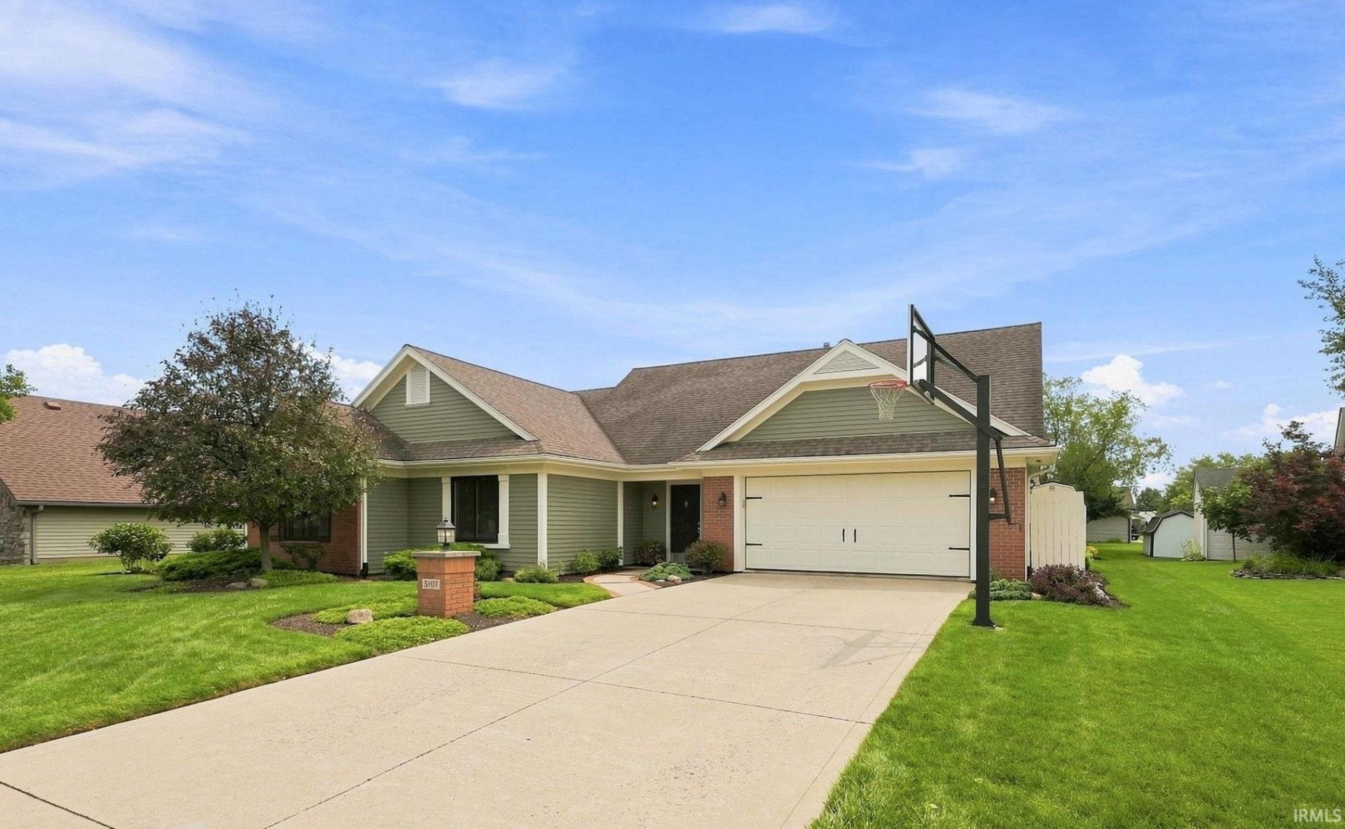 5107 Clovedale Drive, Woodburn, IN 46797 Main Photo