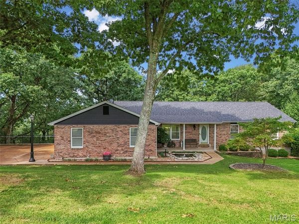 5147 Cedar Saddle Drive, Imperial, MO 63052