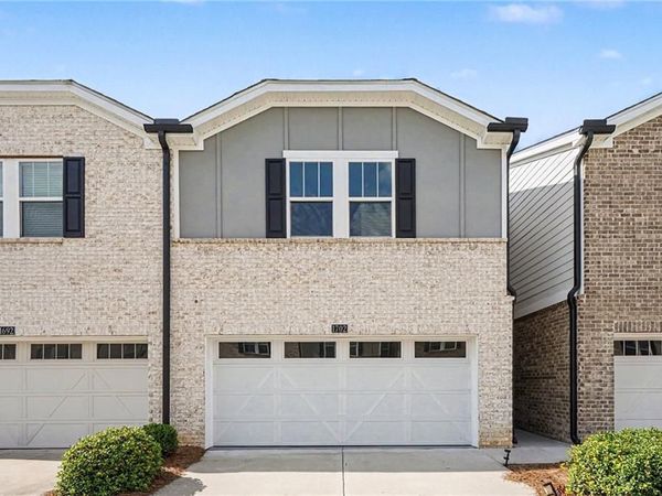 1702 Villageside Court , Lawrenceville, GA 30043