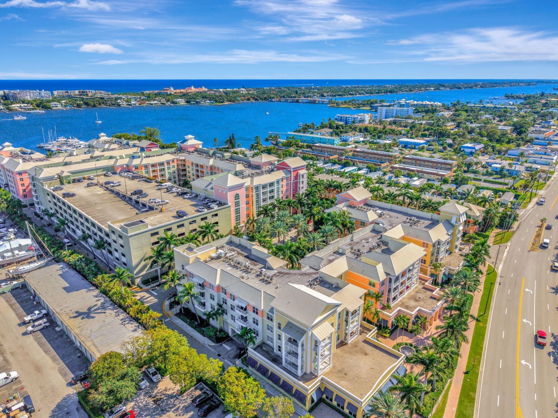802 W Windward Way, Unit 303, Lantana, FL 33462 Photo