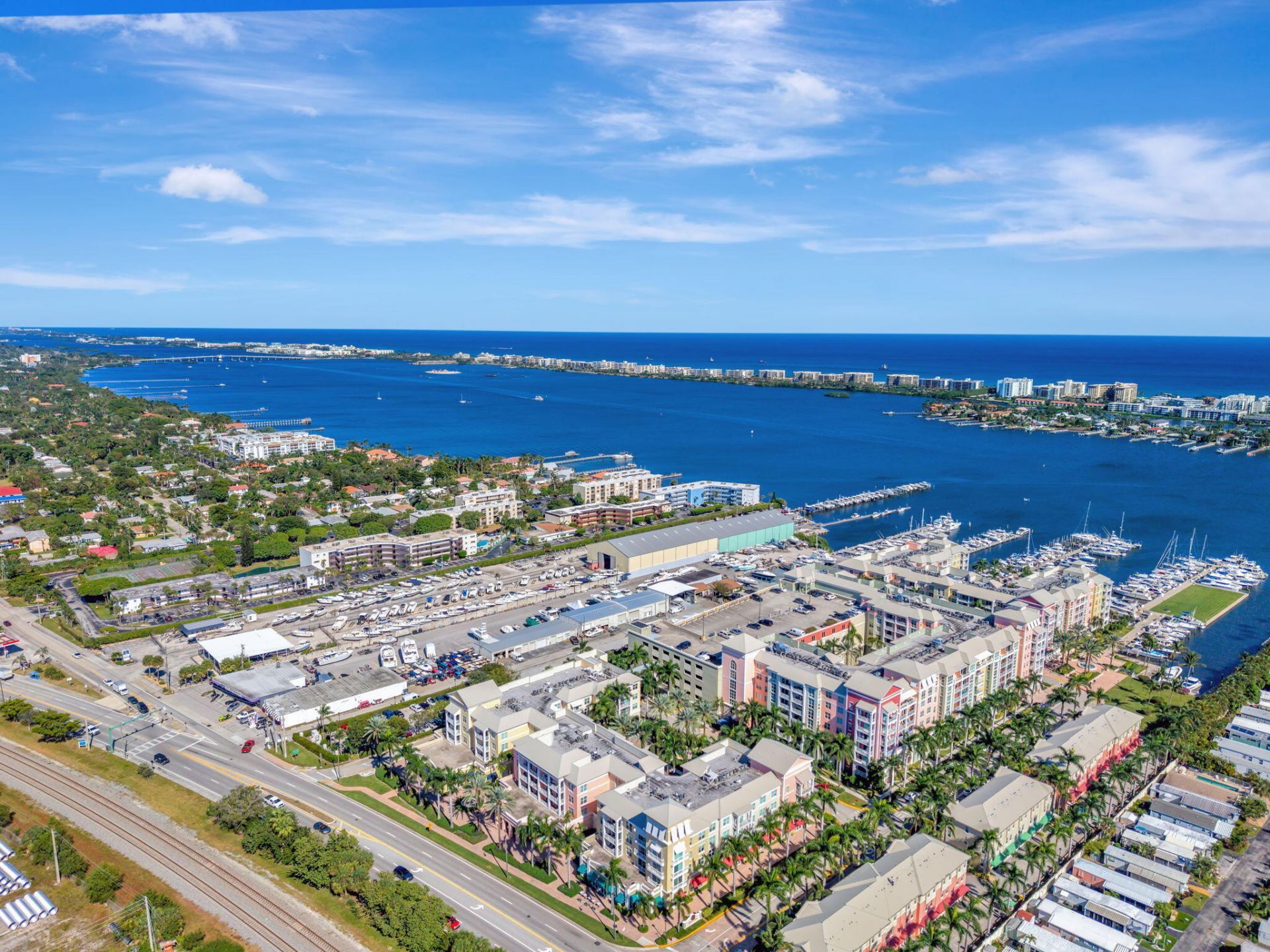 802 W Windward Way, Unit 303, Lantana, FL 33462 Photo