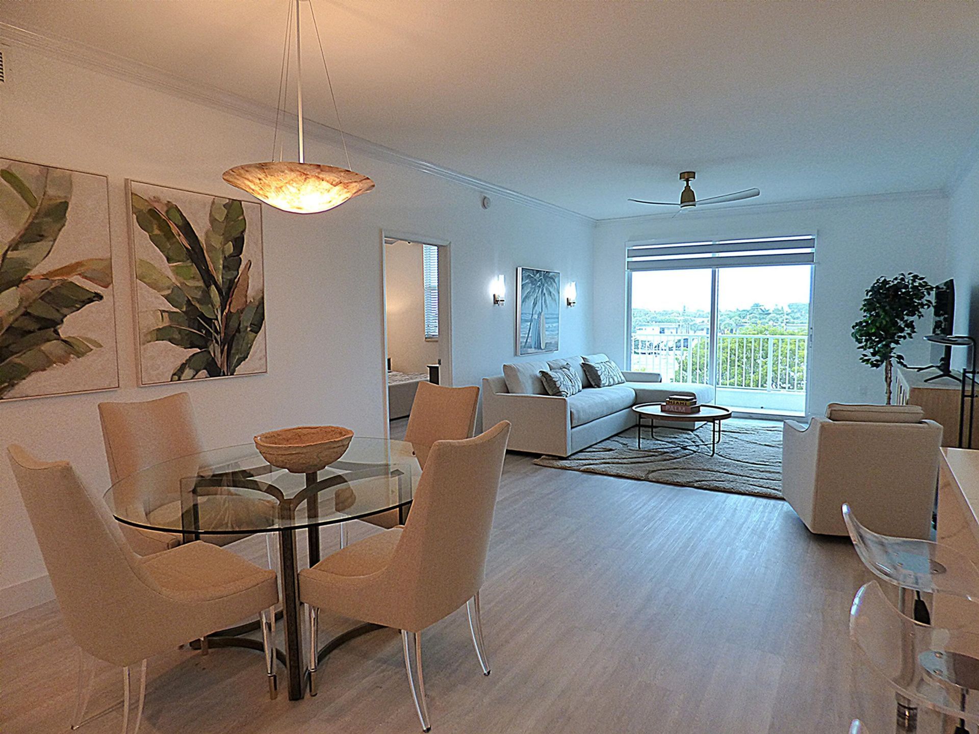 802 W Windward Way, Unit 303, Lantana, FL 33462 Photo