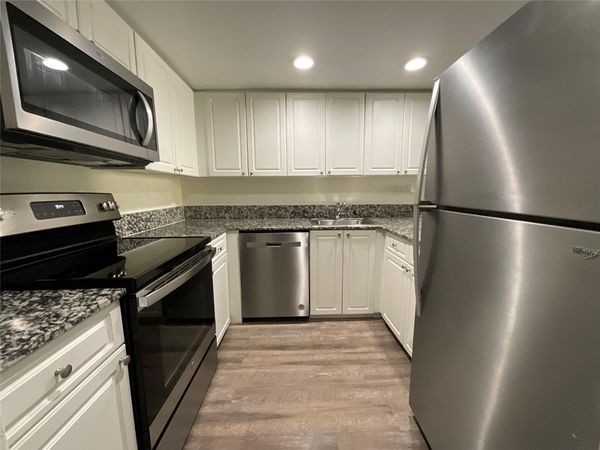 19455 NE 10 Avenue, Unit 2-104, North Miami Beach, FL 33179