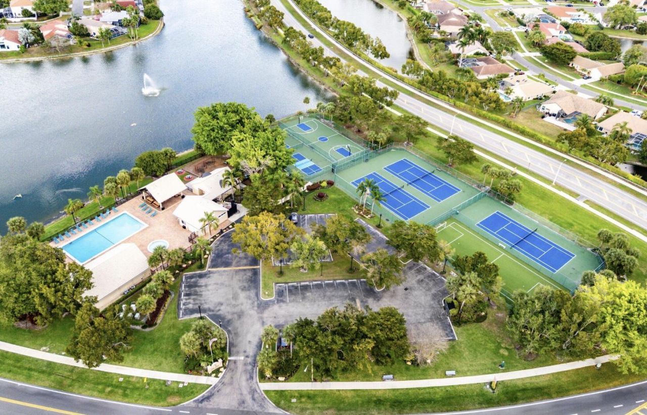 18577 Woodstream Drive, Boca Raton, FL 33498 Photo