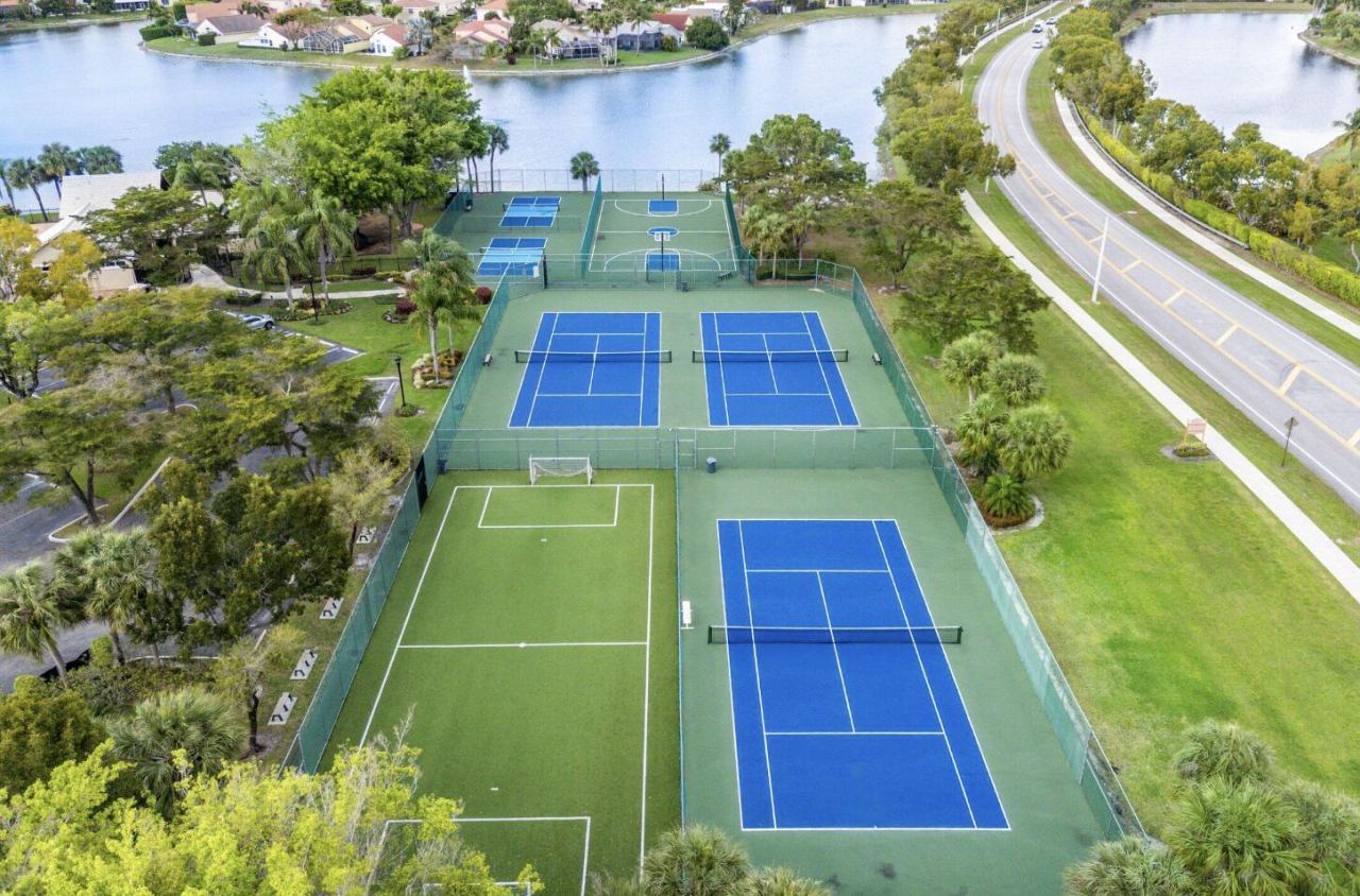 18577 Woodstream Drive, Boca Raton, FL 33498 Photo
