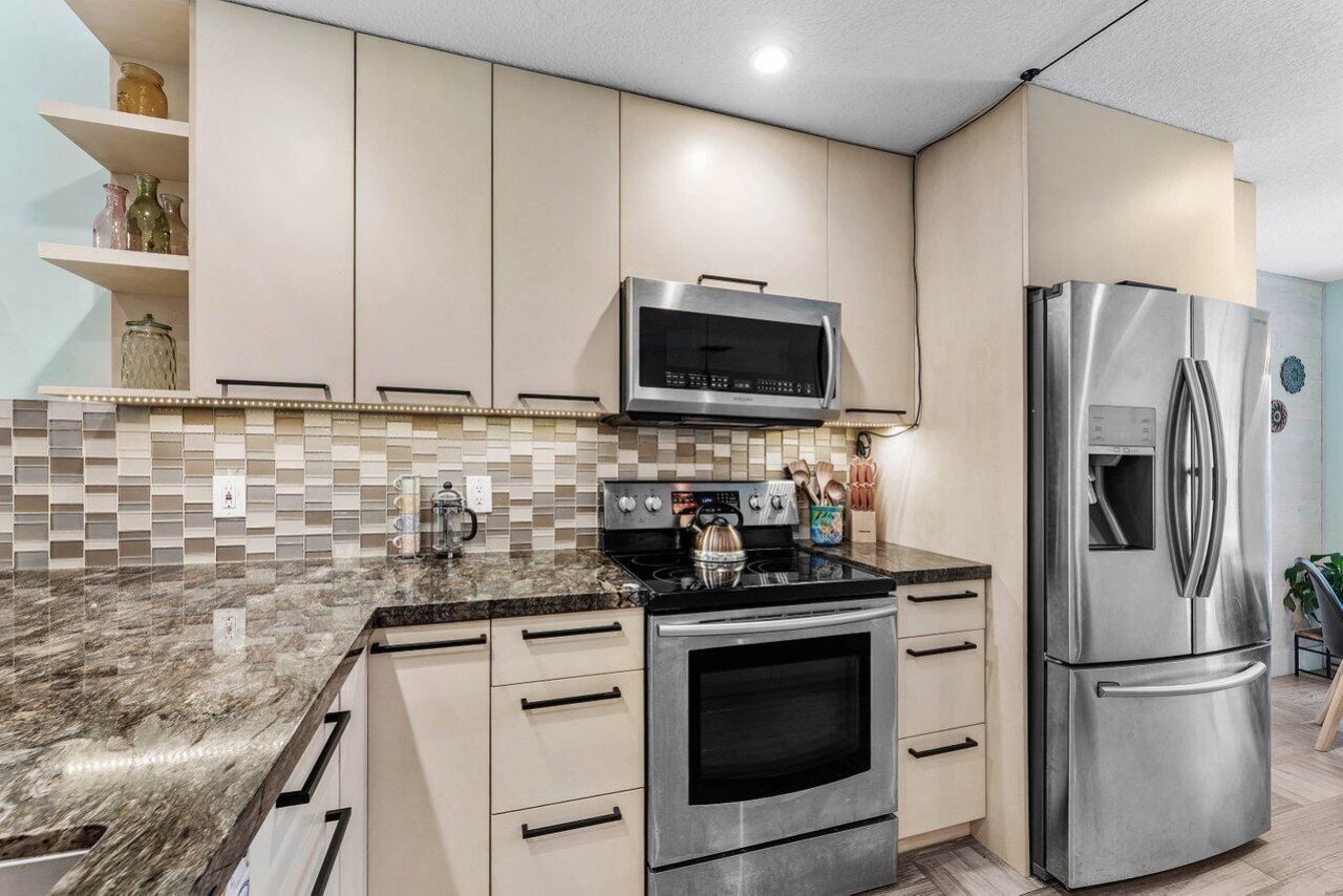 18577 Woodstream Drive, Boca Raton, FL 33498 Photo