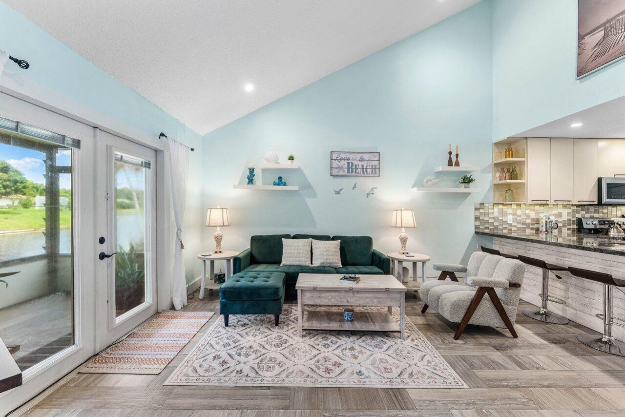 18577 Woodstream Drive, Boca Raton, FL 33498 Photo