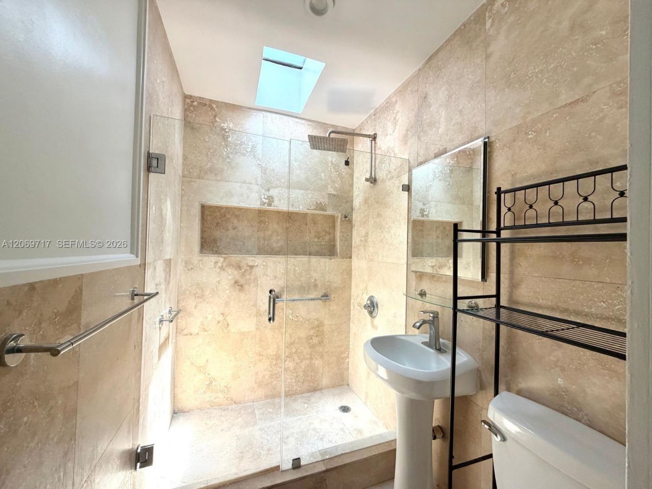 1239 Marseille Dr , Unit 2, Miami Beach, FL 33141 Photo