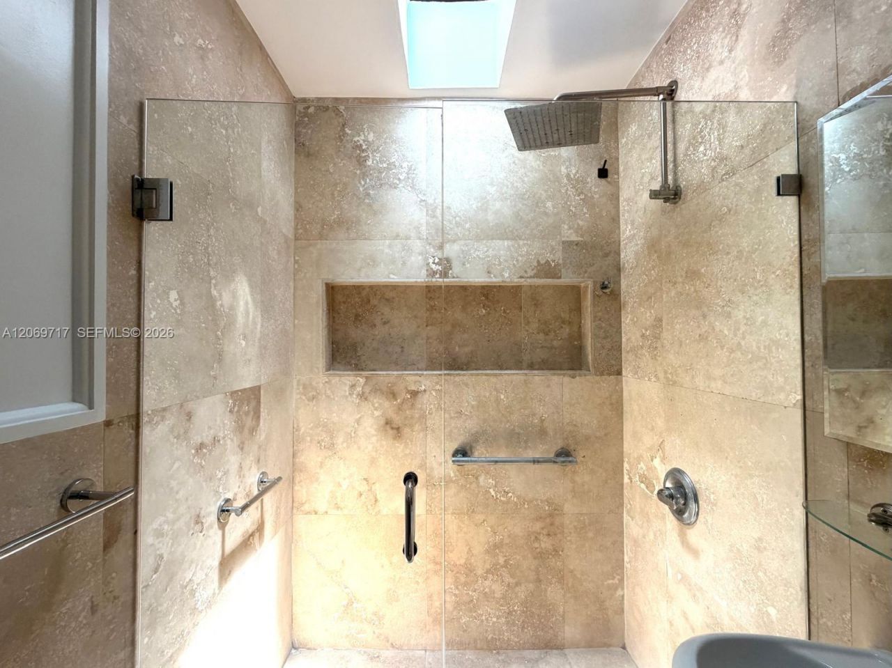 1239 Marseille Dr , Unit 2, Miami Beach, FL 33141 Photo