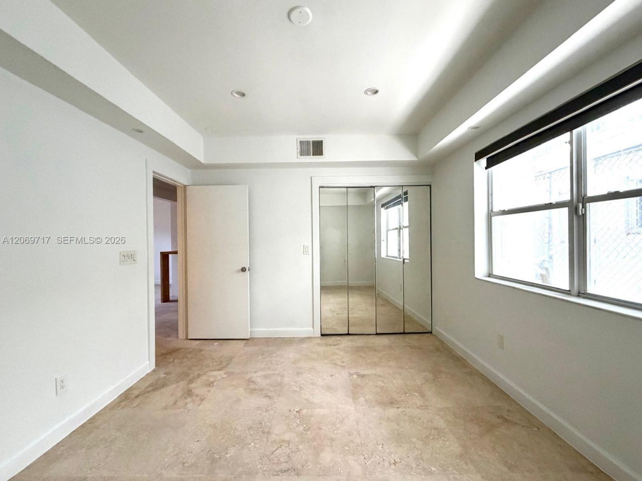 1239 Marseille Dr , Unit 2, Miami Beach, FL 33141 Photo