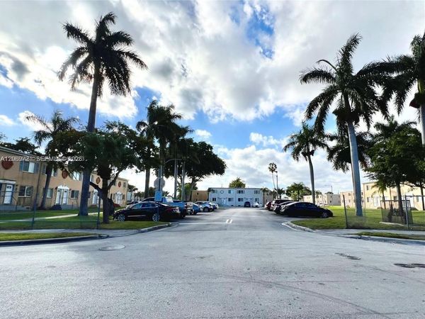 8460 NW 4th Ct , Unit 8460, Miami, FL 33150
