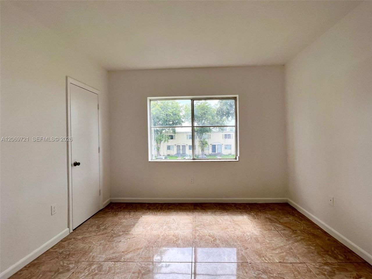 8460 NW 4th Ct , Unit 8460, Miami, FL 33150 Photo