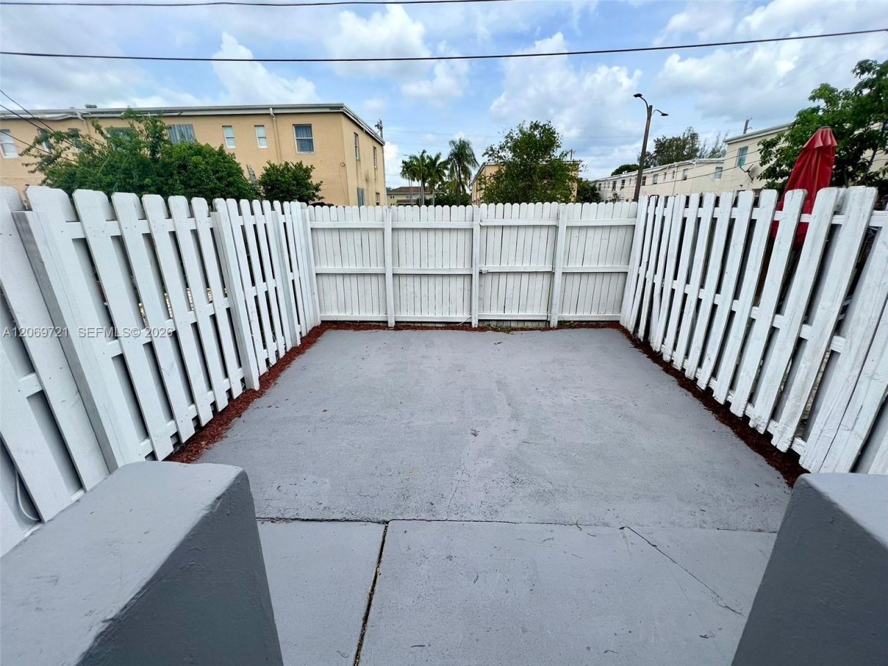 8460 NW 4th Ct , Unit 8460, Miami, FL 33150 Photo