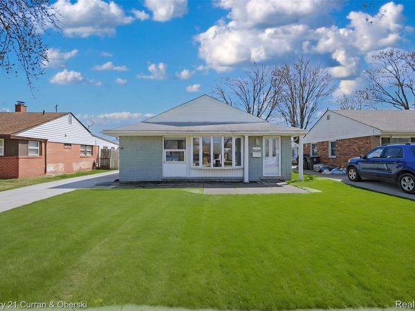 18627 HINTON Street, Riverview, Mi 48193