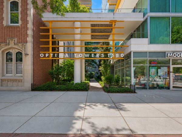 1580 Sherman Avenue, Unit 606, Evanston, IL 60201