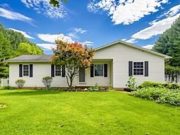 11558 Parkview Drive SW, Stoutsville, OH 43154