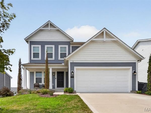 2211 Eagle River Drive, O'Fallon, MO 63366