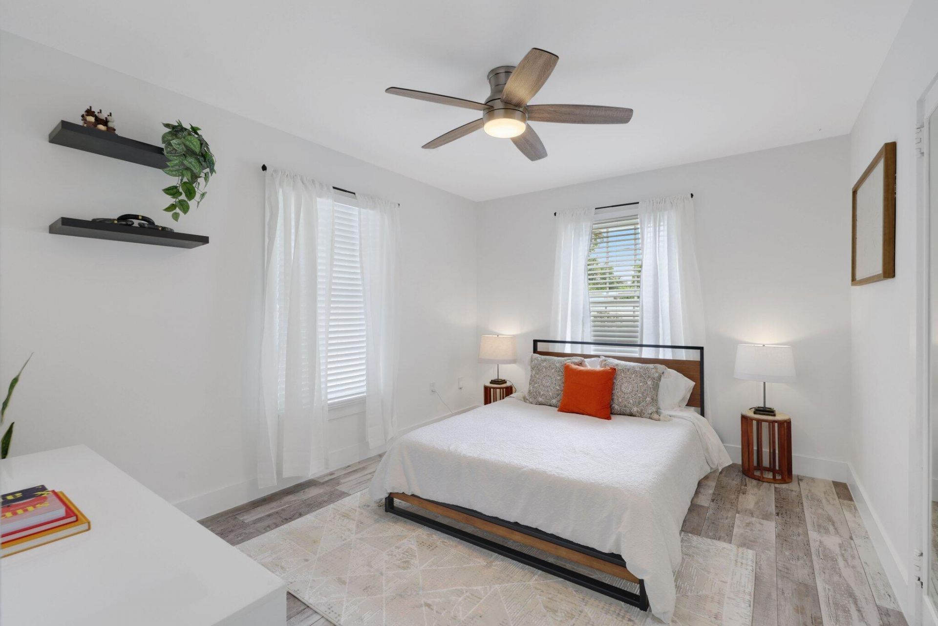 744 Sunset Road, West Palm Beach, FL 33401 Photo