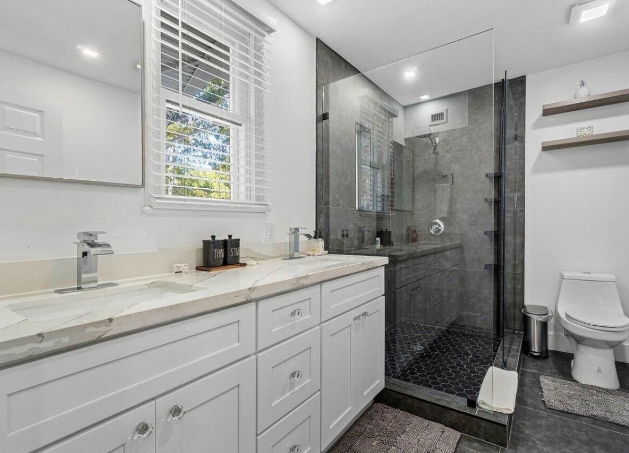 744 Sunset Road, West Palm Beach, FL 33401 Photo