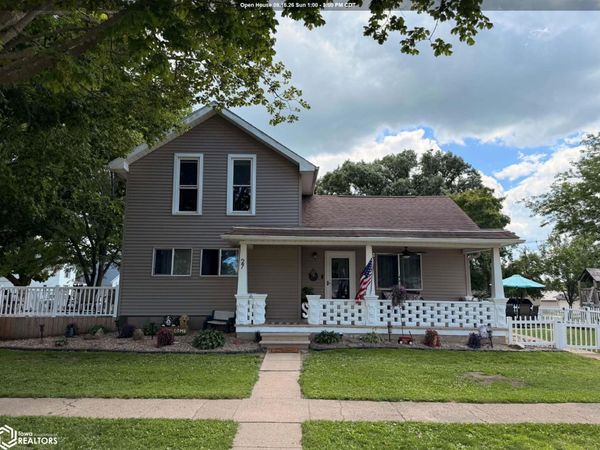 27 1St Street SE, Nora Springs, IA 50458