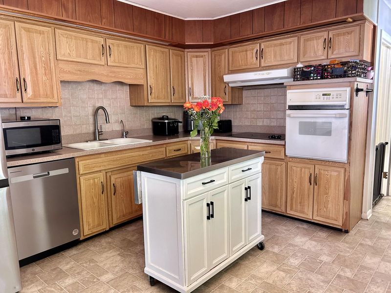 220 Terrence Drive, Bellefontaine, OH 43311 Photo 8