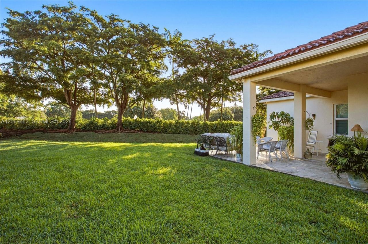 1514 Winterberry Ln , Weston, FL 33327 Photo