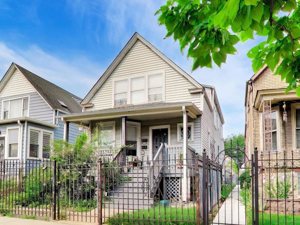 2206 N Kostner Avenue , Unit B, Chicago, IL 60639