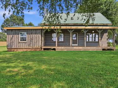 2590 Peacock Road, Paris, KY 40361