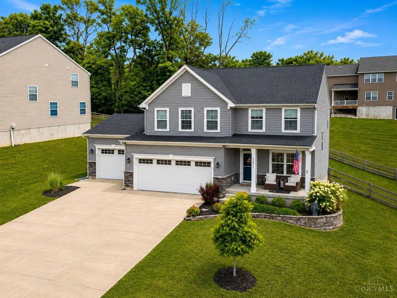 1360 Autumn Ridge Drive, Lebanon, OH 45036 Photo 2