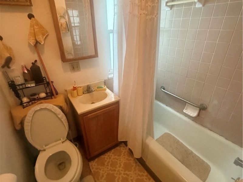 13428 Darley Avenue, Cleveland, OH 44110 Photo 7