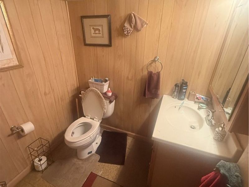 13428 Darley Avenue, Cleveland, OH 44110 Photo 8