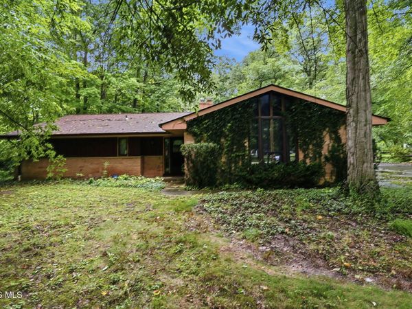 16170 Beechwood Road, Findlay, OH 45840