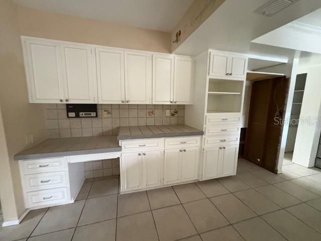 4240 Charing Cross Road, Sarasota, FL 34241 Photo