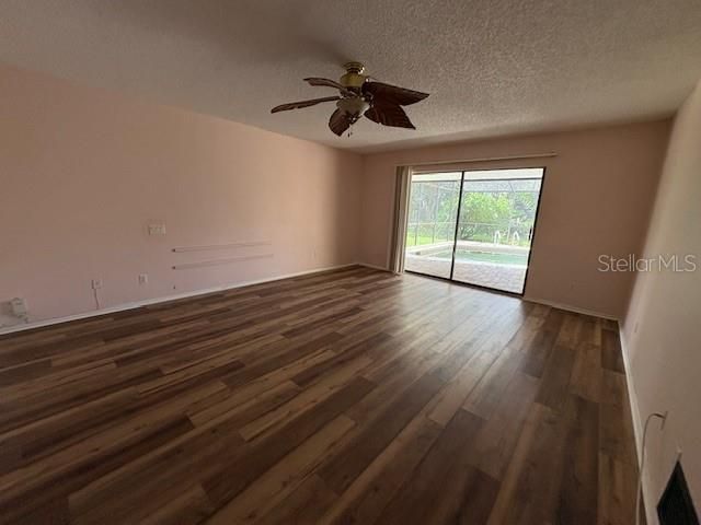 4240 Charing Cross Road, Sarasota, FL 34241 Photo