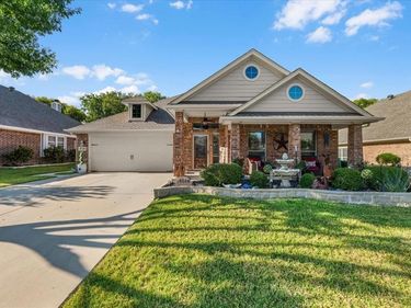 5724 Caballo Street, Fort Worth, TX 76179