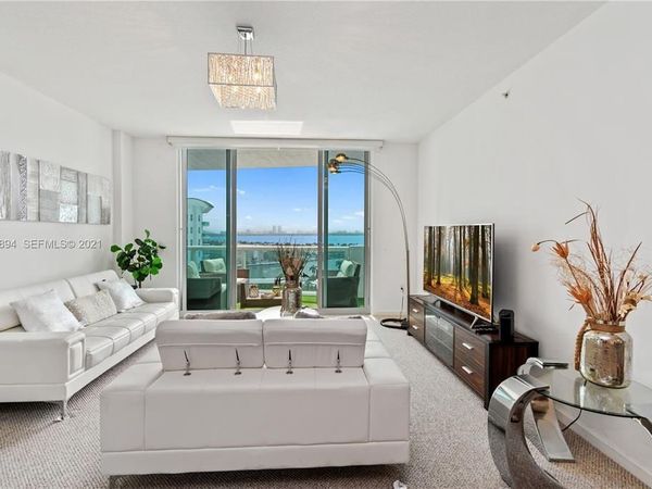 7900 HARBOR ISLAND Drive, Unit 1517, North Bay Village, FL 33141