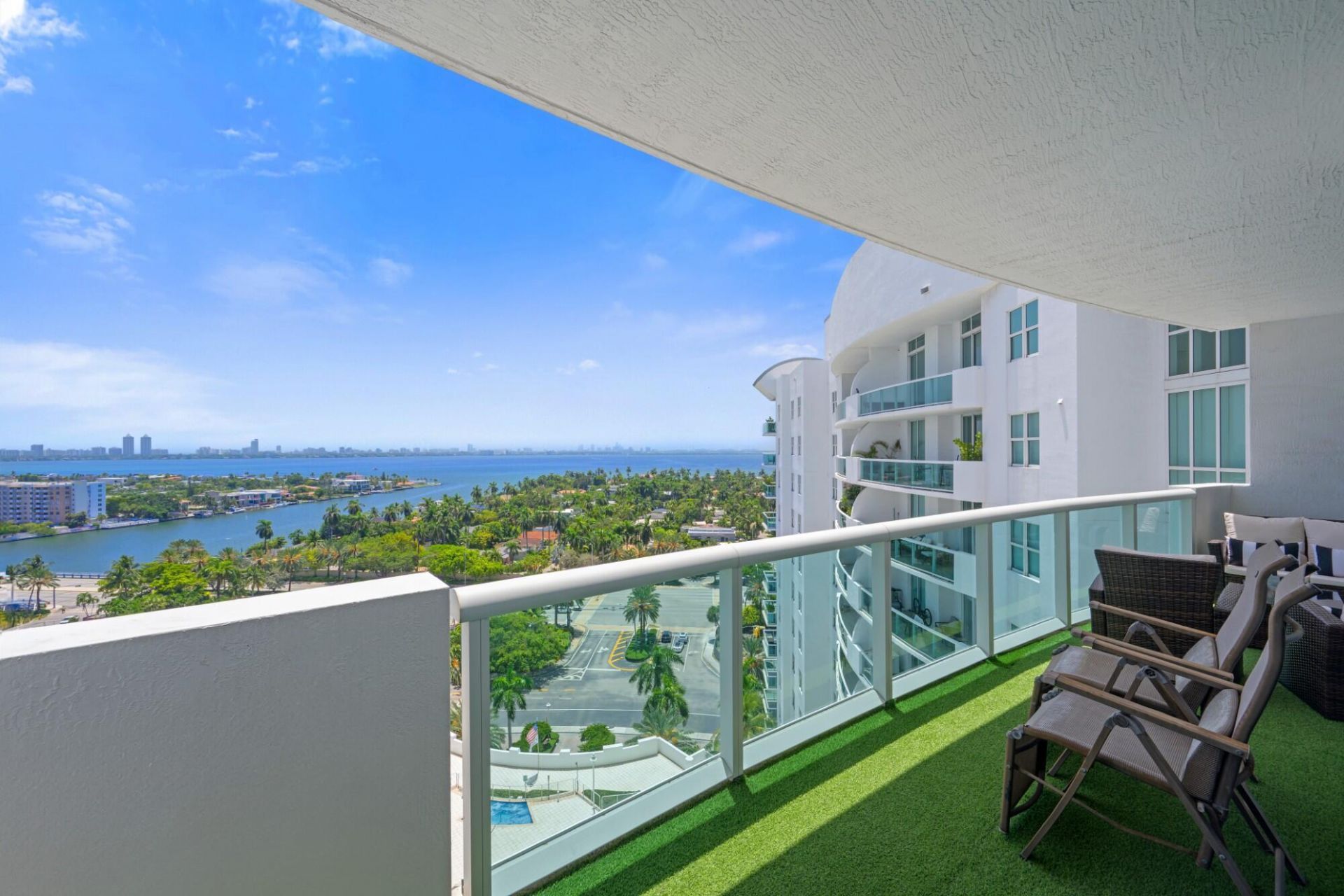 7900 Harbor Island Drive, Unit 1517, North Bay Village, FL 33141 Photo