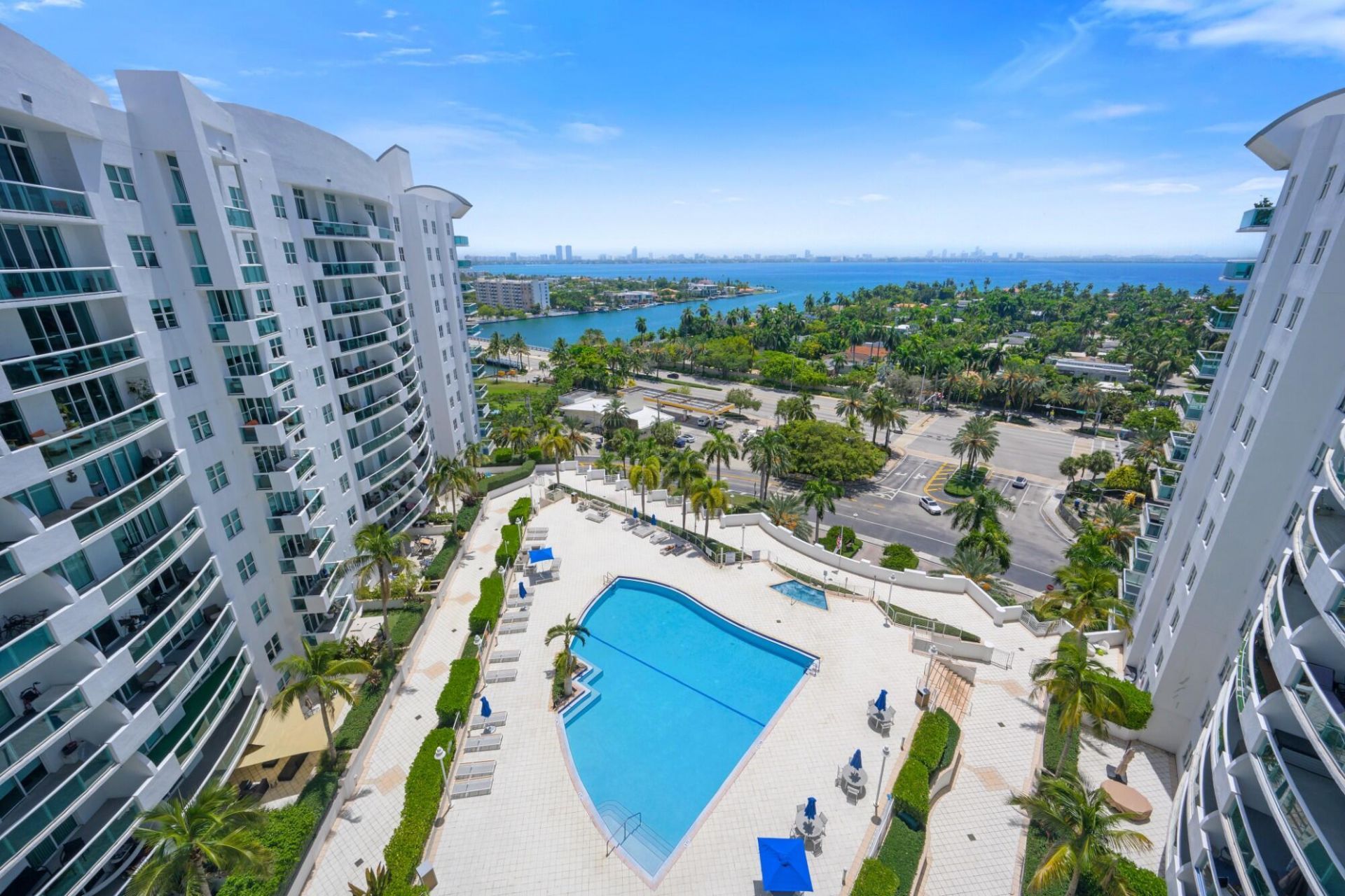 7900 Harbor Island Drive, Unit 1517, North Bay Village, FL 33141 Photo