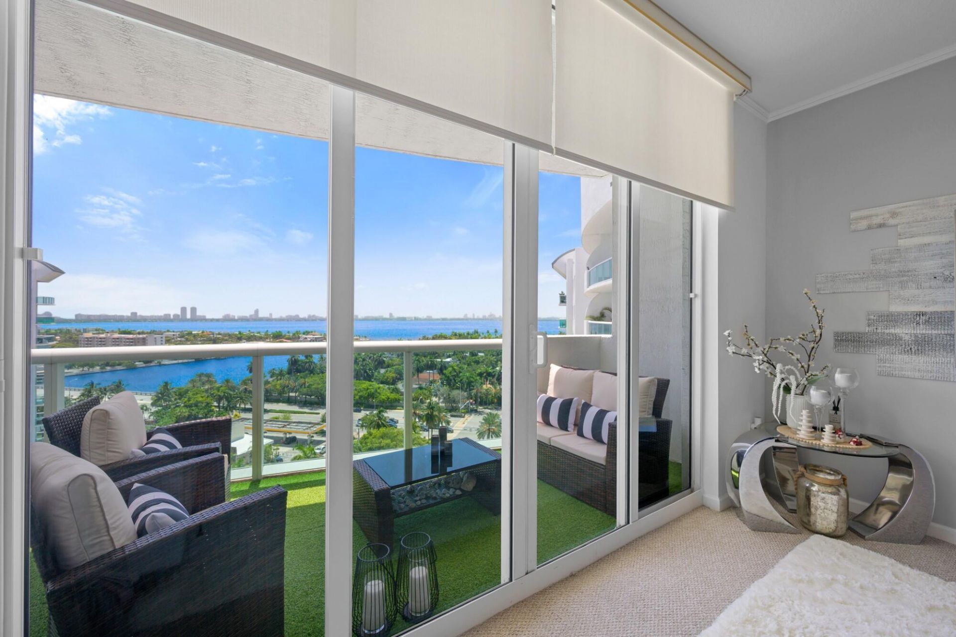 7900 Harbor Island Drive, Unit 1517, North Bay Village, FL 33141 Photo