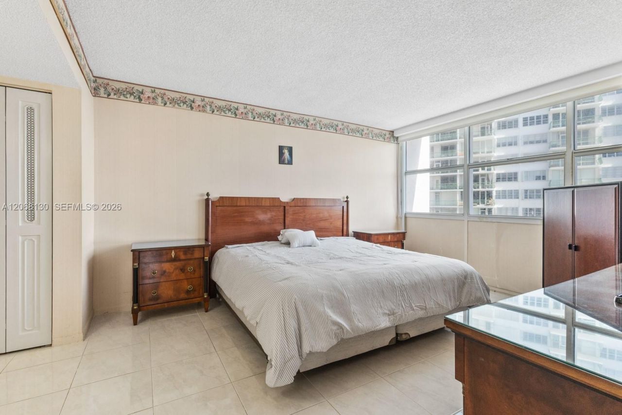 1420 NE Brickell Bay Dr , Unit 601A, Miami, FL 33131 Photo