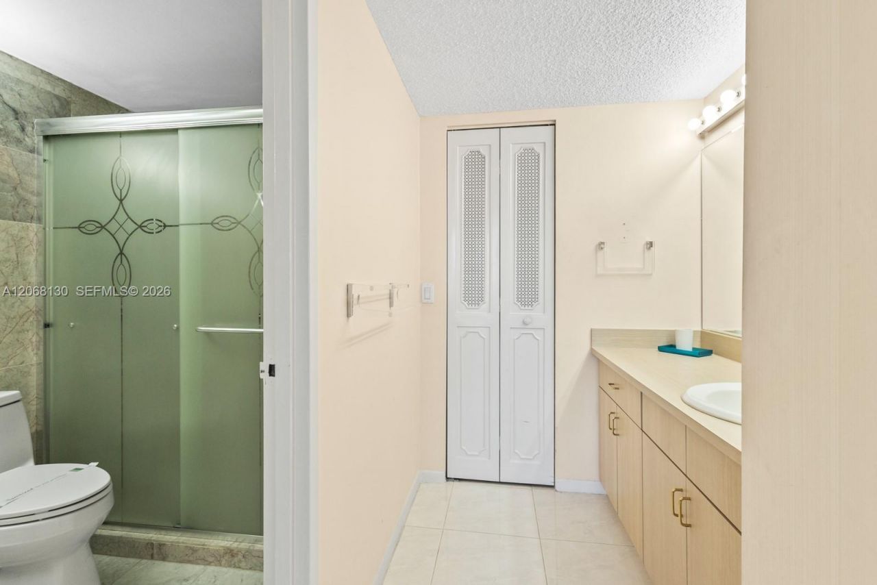 1420 NE Brickell Bay Dr , Unit 601A, Miami, FL 33131 Photo