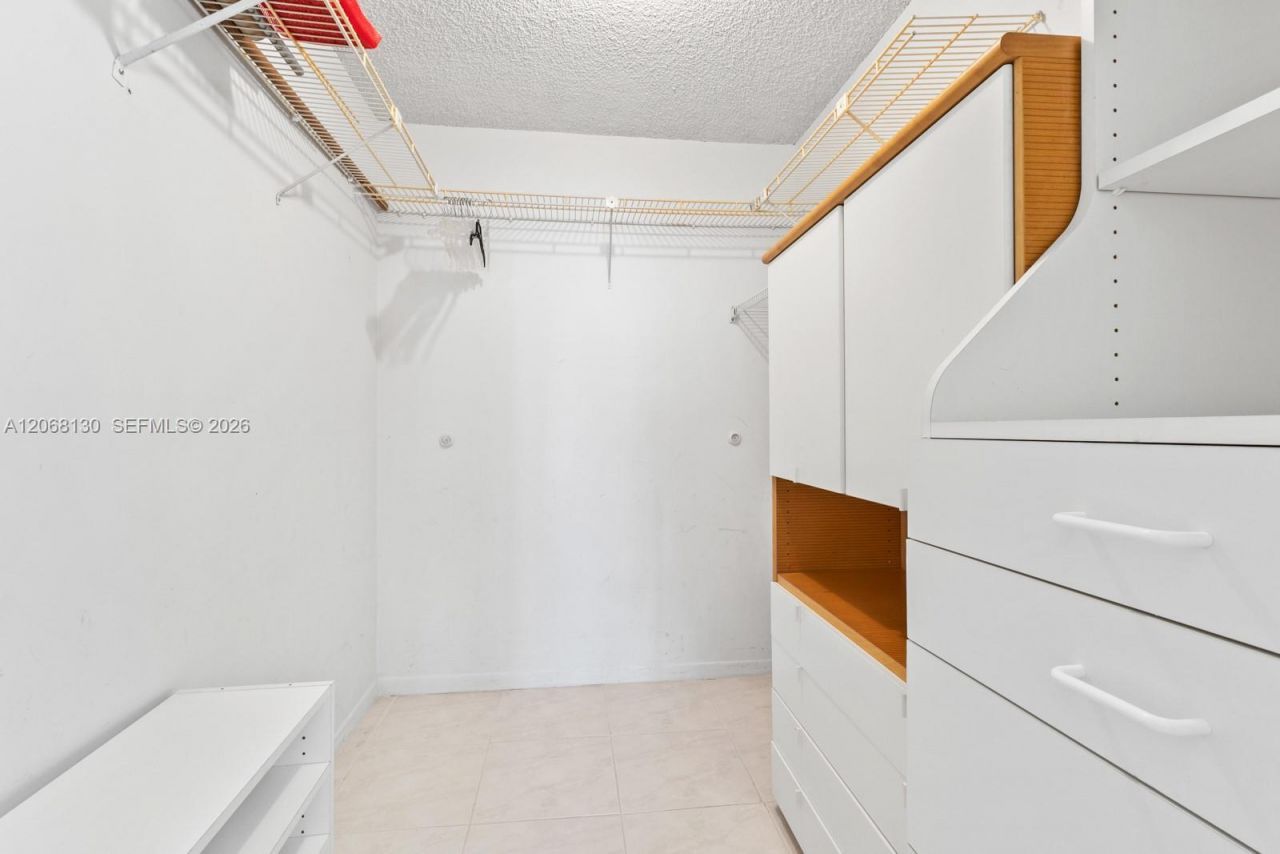 1420 NE Brickell Bay Dr , Unit 601A, Miami, FL 33131 Photo