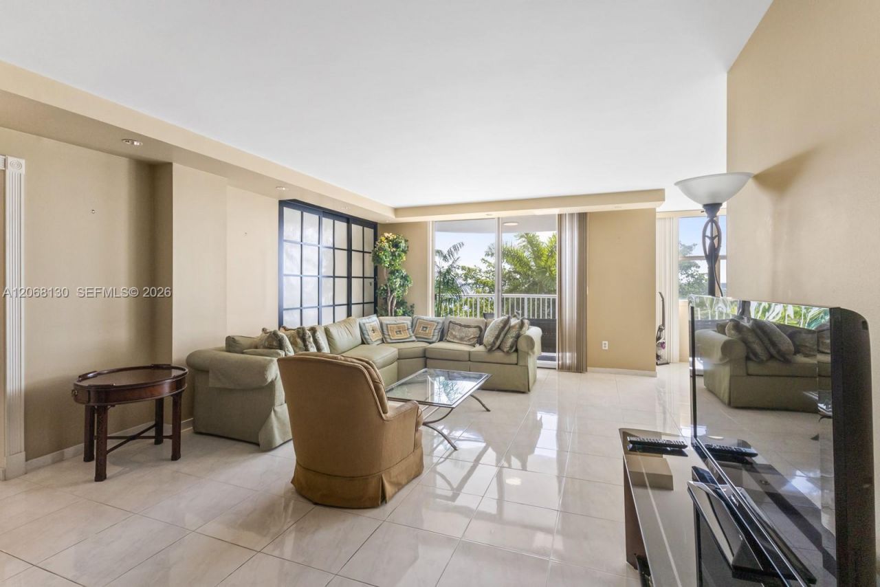 1420 NE Brickell Bay Dr , Unit 601A, Miami, FL 33131 Photo