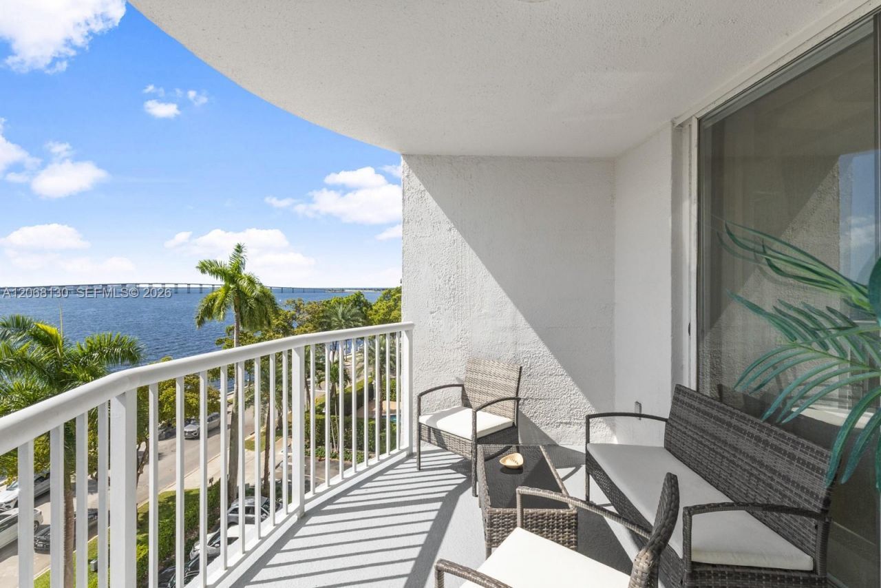 1420 NE Brickell Bay Dr , Unit 601A, Miami, FL 33131 Photo