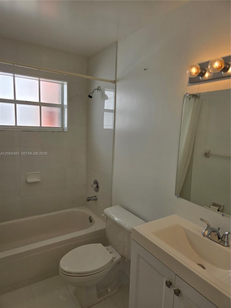 15416 SW 50th Ter , Miami, FL 33185 Photo