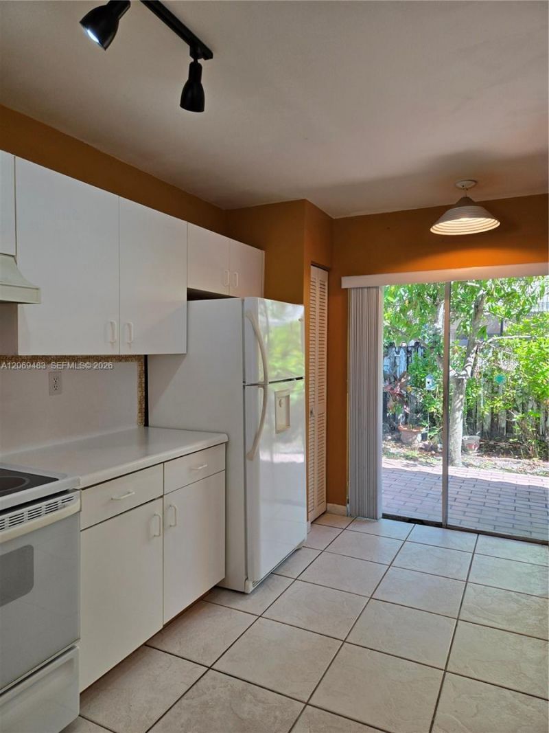 15416 SW 50th Ter , Miami, FL 33185 Photo