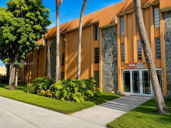 1230 W 54th St , Unit 329A, Hialeah, FL 33012