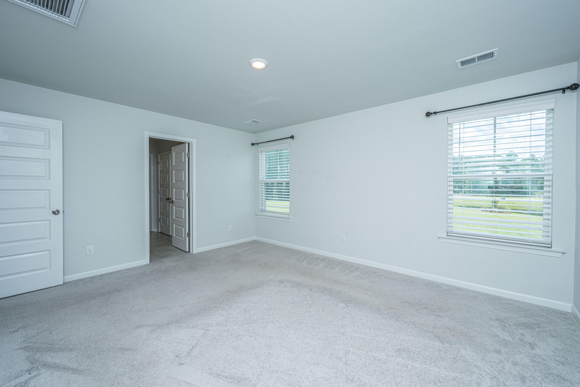 267 Woodland Oak Way Photo 11