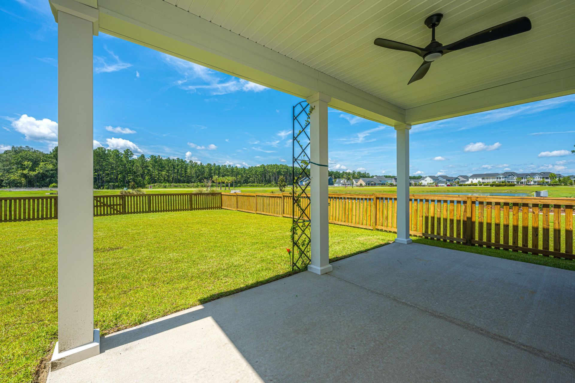 267 Woodland Oak Way Photo 17